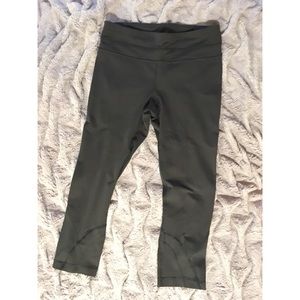 Lululemon Black Running Crops - Size 6